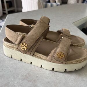 Tory Burch Beige Kira Spirt Sandals size 8